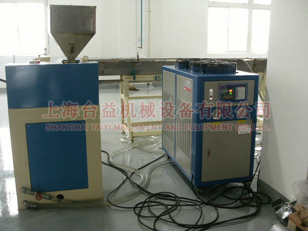 注塑機(jī)冷水機(jī)